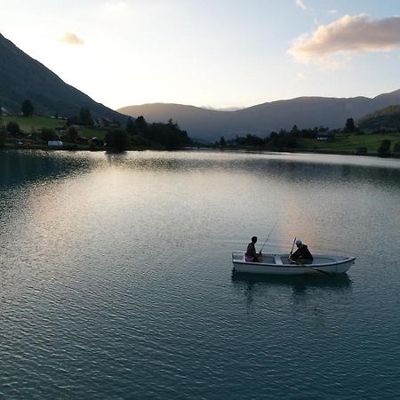 Отель Loken Camping - Trivelig Og Idyllisk Ved Vannet Олден Экстерьер фото