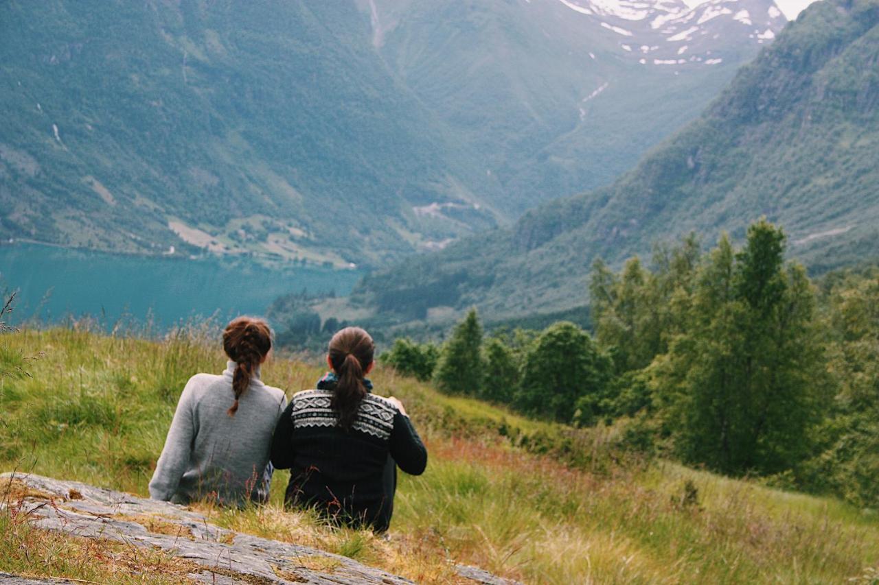 Отель Loken Camping - Trivelig Og Idyllisk Ved Vannet Олден Экстерьер фото